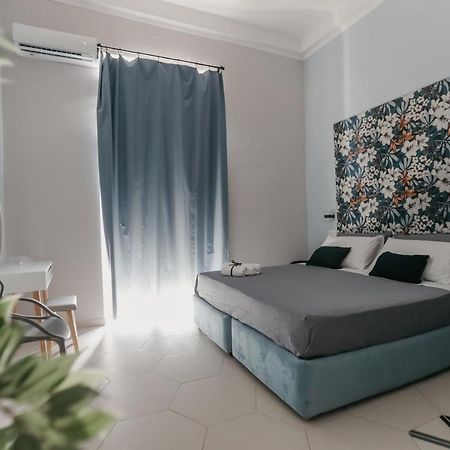 Domus Marina Rooms Naples Exterior photo