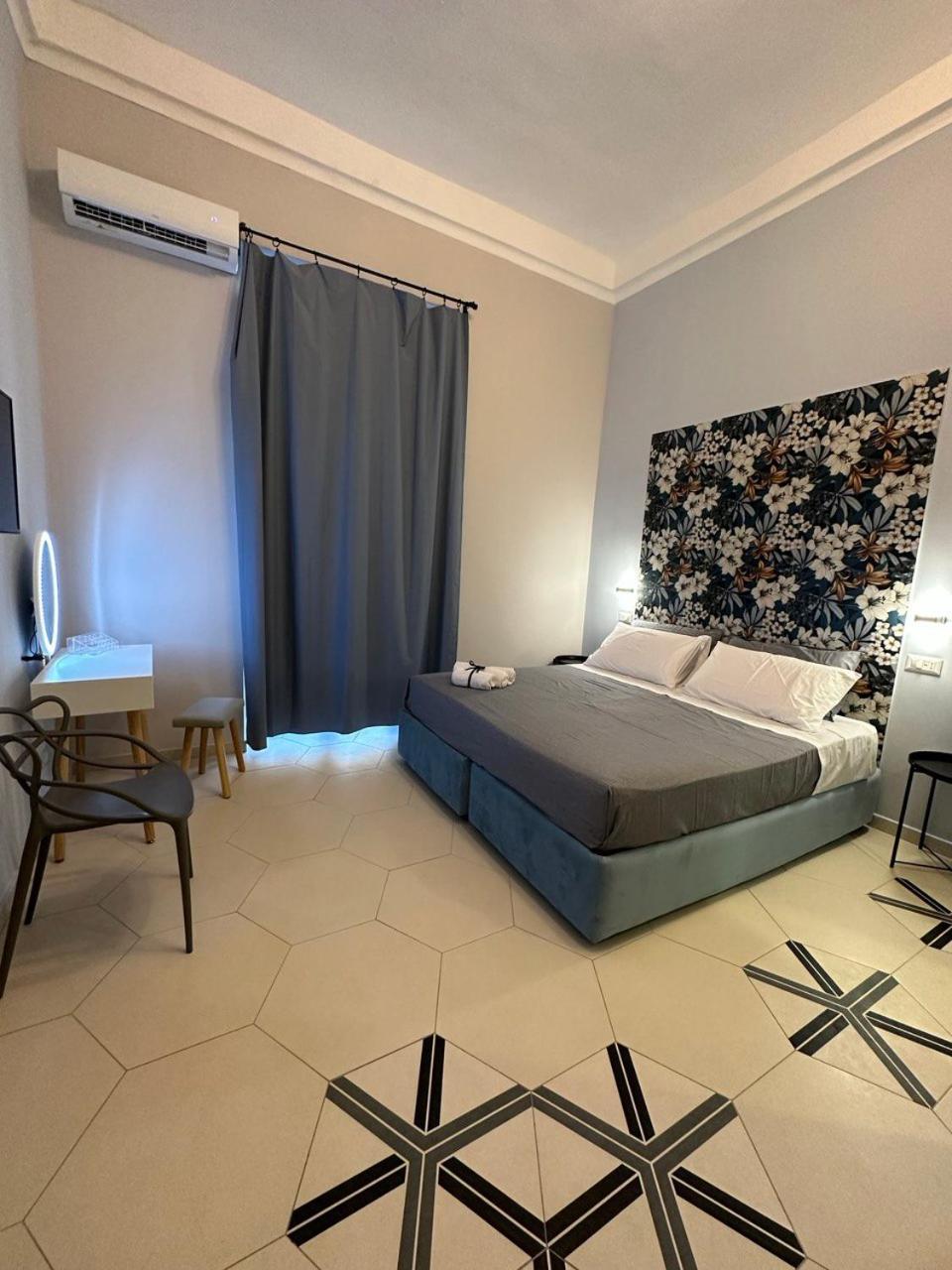 Domus Marina Rooms Naples Exterior photo